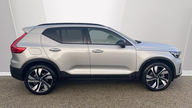 Volvo XC40 2.0 B3P Ultra Dark 5dr Auto Petrol Estate